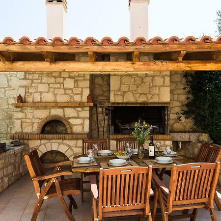 Archos Villa With Pool, Play Area,Bbq & Amazing View!! * Mesi (Crete)
