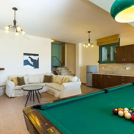 Archos Villa With Pool, Play Area,Bbq & Amazing View!! Villa Mesi (Crete)